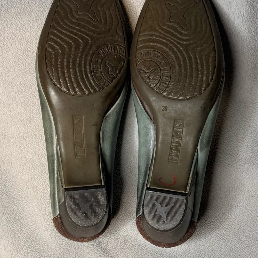 Pikolinos Green and Brown  slip~on Size 38EU.
Extremely comfortable. - Picture 3 of 5